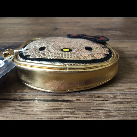 HELLO KITTY (Loungefly)-NWT Gold Clutch Bag - Picture 5 of 16